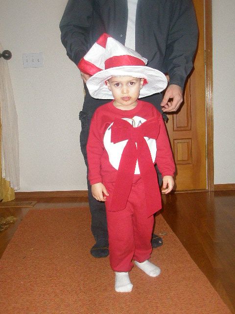 Thing1_DrSeuss_outfit